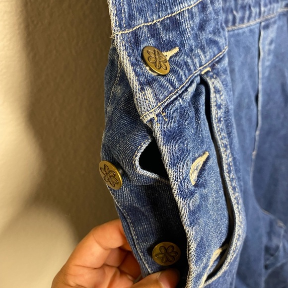 VINTAGE 90s Disney Catalog Pooh Denim Bib Overalls / Embroidered / XL - Picture 3 of 6